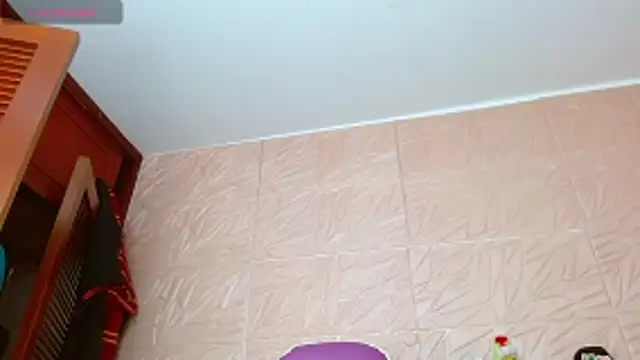 kendallsweet7 online show from 11/15/25, 02:21