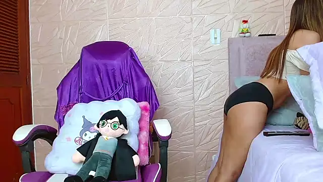 kendallsweet7 online show from 10/03/25, 07:48