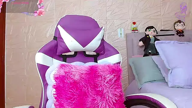 kendallsweet7 online show from 10/11/25, 07:48