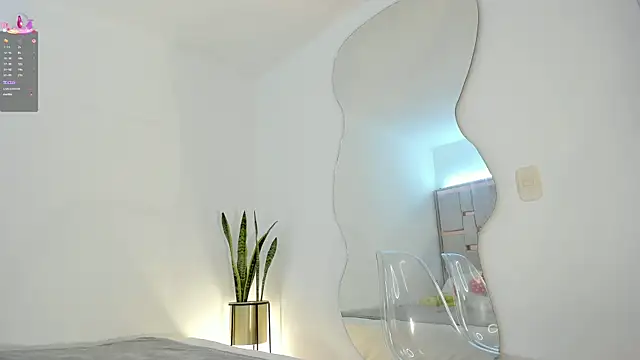 Snapshot of kristel_s chatting on 01/11/26, 12:12 kristel s online show from 01/11/26, 12:12