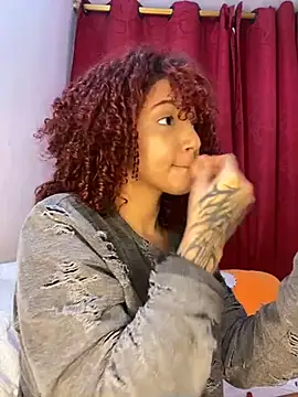 Snapshot of katrinaa_ricci chatting on 02/07/25, 08:22 katrinaa ricci online show from 02/07/25, 08:22