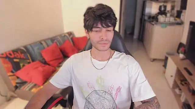 justin stark7 online show from 11/06/25, 10:14