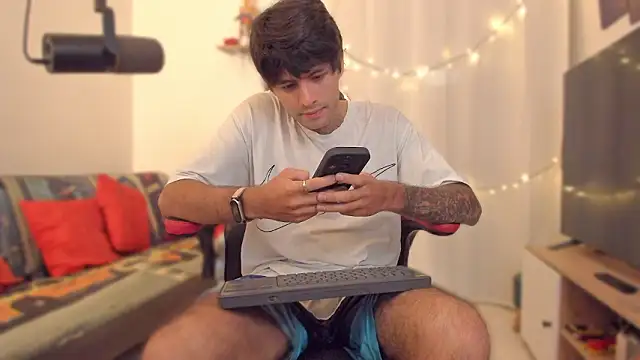 justin stark7 online show from 02/21/26, 03:47