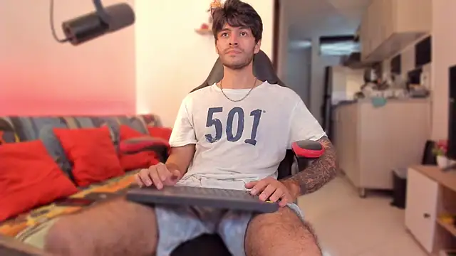 justin stark7 online show from 11/24/25, 08:09