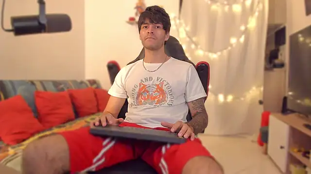 justin stark7 online show from 12/19/25, 09:39