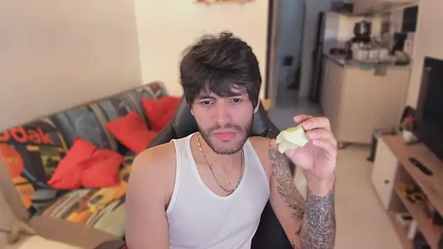 justin stark7 online show from 10/28/25, 09:14