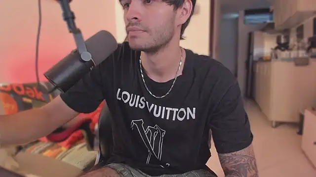 justin stark7 online show from 11/08/25, 09:51