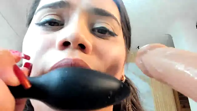 samy 19  online show from 10/08/25, 11:16