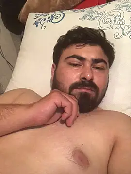 Snapshot of eminrehi chatting on 07/11/26, 10:10 eminrehi online show from 07/11/26, 10:10