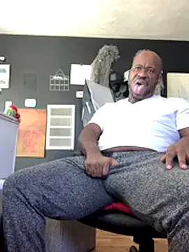 bigshh8 online show from 11/03/25, 06:55