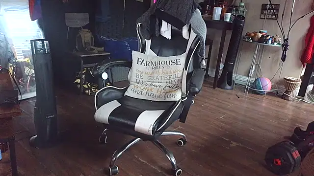 bigshh8 online show from 12/13/25, 08:04