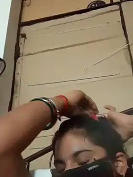 Snapshot of hotrasina chatting on 02/21/25, 01:33 hotrasina online show from 02/21/25, 01:33