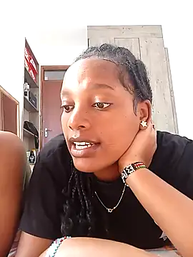 Guns roses  online show from 01/07/25, 12:31