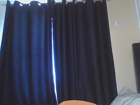 Snapshot of Ebony_butt chatting on 10/23/25, 10:14 Ebony butt online show from 10/23/25, 10:14