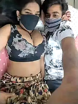 hottiess69 online show from 04/17/26, 06:44