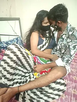 Snapshot of hottiess69 chatting on 02/12/26, 11:10 hottiess69 online show from 02/12/26, 11:10