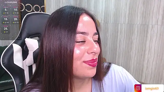 Snapshot of Georgina_1t chatting on 02/27/25, 11:50 Georgina 1t online show from 02/27/25, 11:50