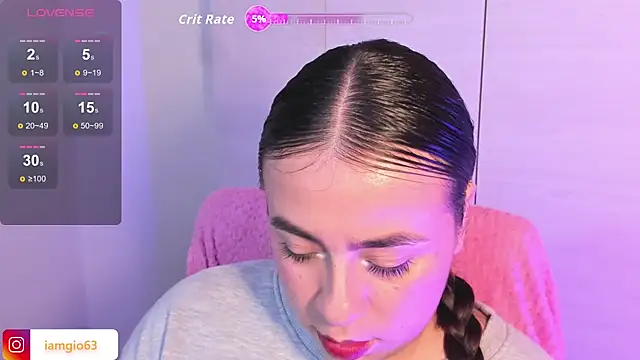 Snapshot of Georgina_1t chatting on 09/25/25, 05:41 Georgina 1t online show from 09/25/25, 05:41