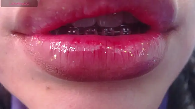 Snapshot of Georgina_1t chatting on 03/10/25, 06:34 Georgina 1t online show from 03/10/25, 06:34