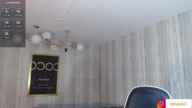 Snapshot of Georgina_1t chatting on 03/15/25, 11:19 Georgina 1t online show from 03/15/25, 11:19
