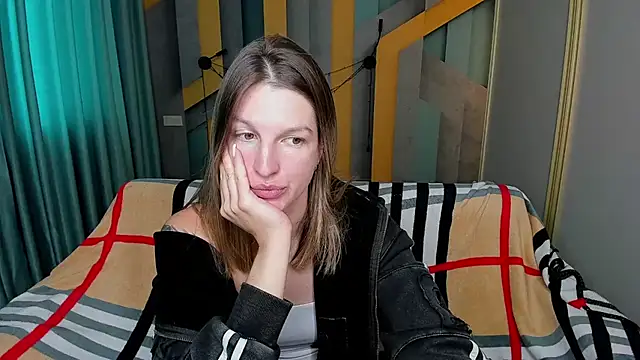 EmilyWalkeri online show from 11/11/25, 08:42