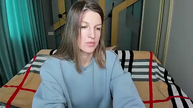 EmilyWalkeri online show from 10/28/25, 07:51
