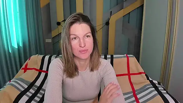 Snapshot of EmilyWalkeri chatting on 09/24/25, 07:04 EmilyWalkeri online show from 09/24/25, 07:04