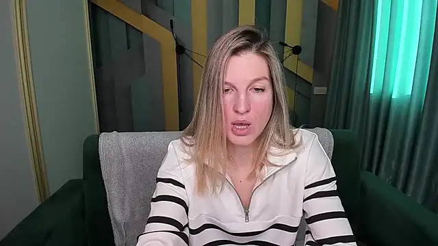 EmilyWalkeri online show from 01/06/26, 08:29