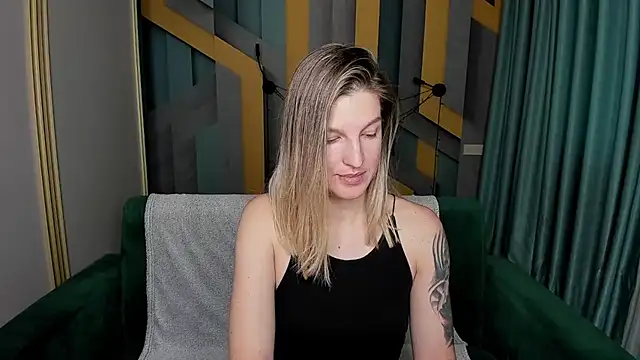 EmilyWalkeri online show from 01/08/26, 08:09