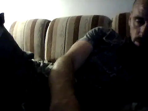 Snapshot of Rejtelmesest chatting on 06/20/26, 07:08 Rejtelmesest online show from 06/20/26, 07:08