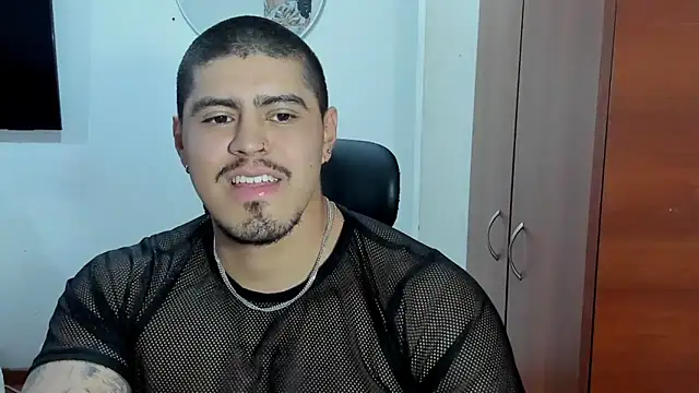 Snapshot of Baltazar_Dupont chatting on 12/04/25, 02:05 Baltazar Dupont online show from 12/04/25, 02:05