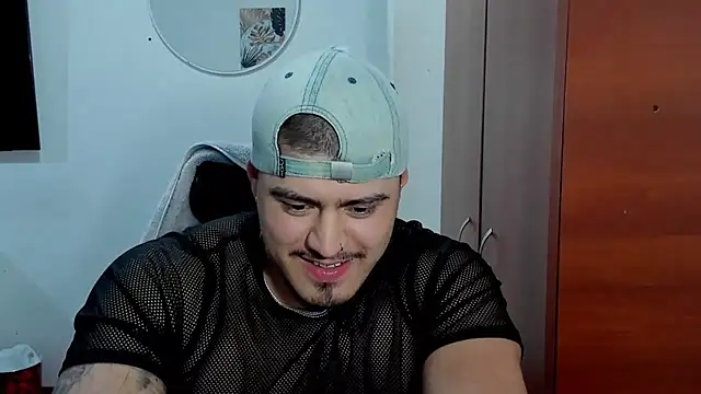 Snapshot of Baltazar_Dupont chatting on 12/16/25, 01:32 Baltazar Dupont online show from 12/16/25, 01:32