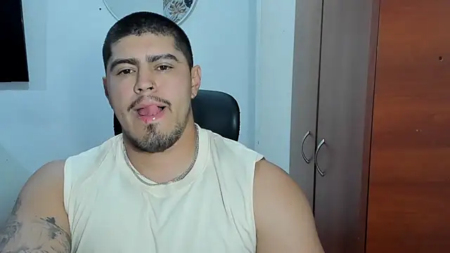 Snapshot of Baltazar_Dupont chatting on 11/13/25, 11:03 Baltazar Dupont online show from 11/13/25, 11:03