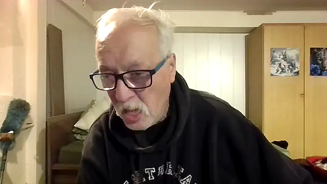 Sammy1660 online show from 10/27/25, 09:38