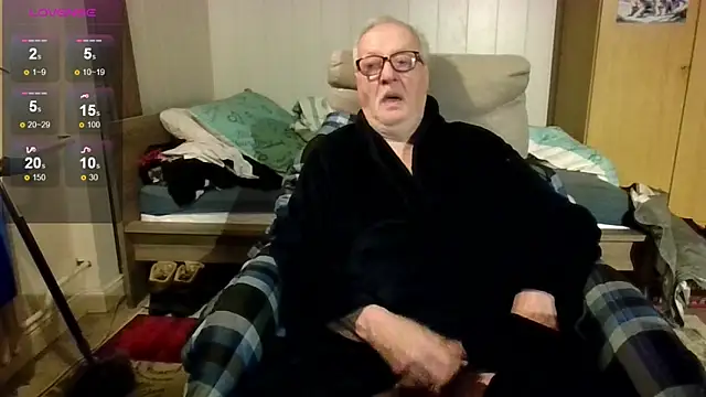 Sammy1660 online show from 12/21/25, 04:25