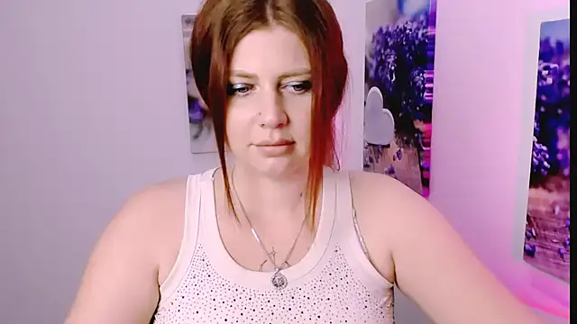 Lizzy Love online show from 11/30/25, 01:56