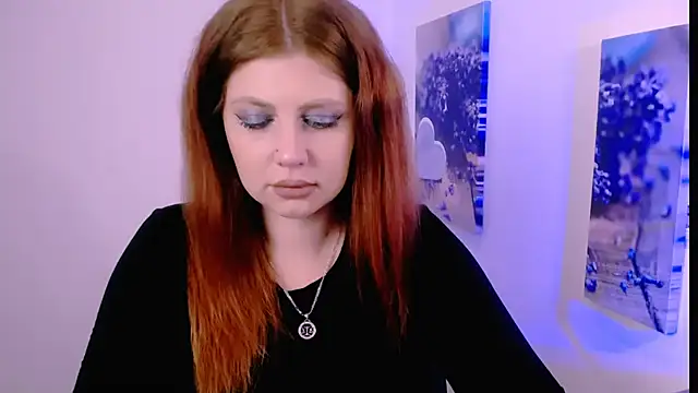 Lizzy Love online show from 12/04/25, 07:35