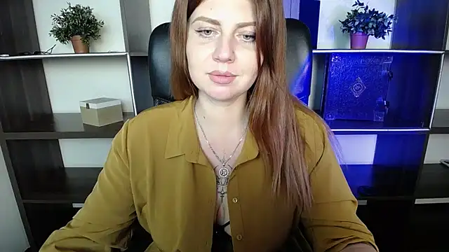 Snapshot of Lizzy_Love chatting on 03/14/25, 11:53 Lizzy Love online show from 03/14/25, 11:53