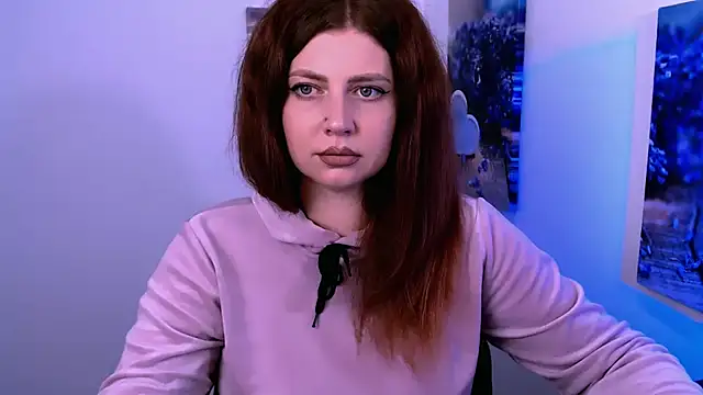 Snapshot of Lizzy_Love chatting on 10/05/25, 11:34 Lizzy Love online show from 10/05/25, 11:34