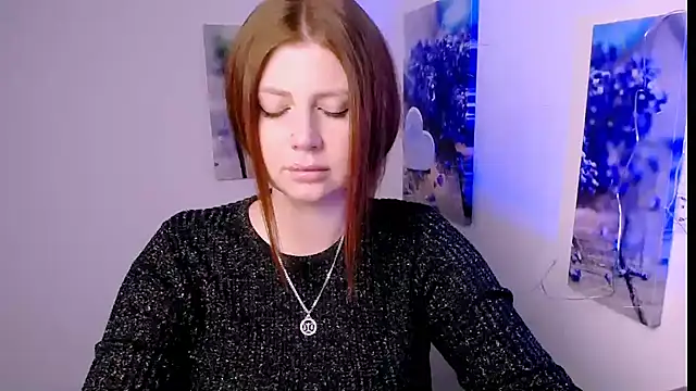 Lizzy Love online show from 01/12/26, 09:38