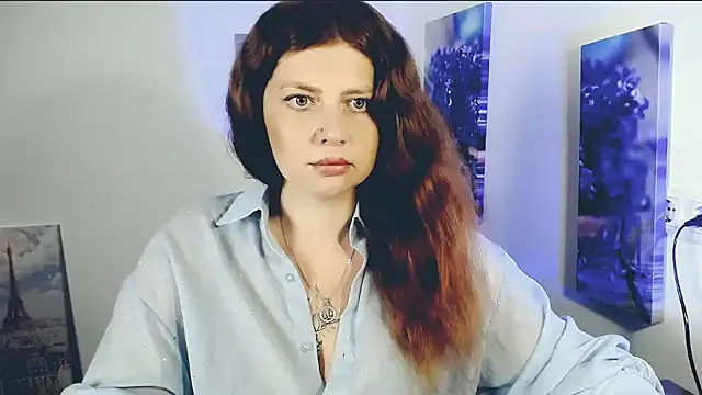 Snapshot of Lizzy_Love chatting on 07/22/26, 11:45 Lizzy Love online show from 07/22/26, 11:45