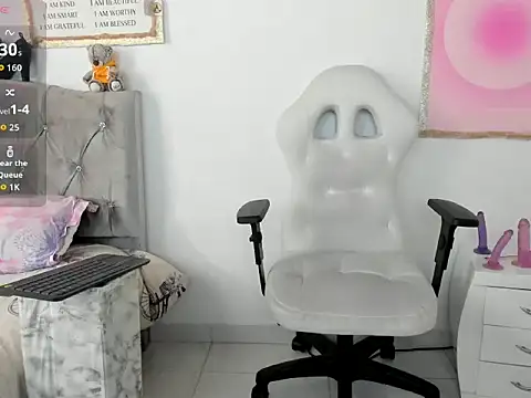 cindy love2 online show from 12/05/25, 02:04