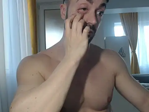 Snapshot of GoldenMark chatting on 03/20/25, 03:47 GoldenMark online show from 03/20/25, 03:47