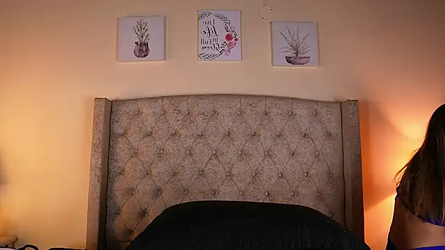 allisson m online show from 05/19/26, 12:12