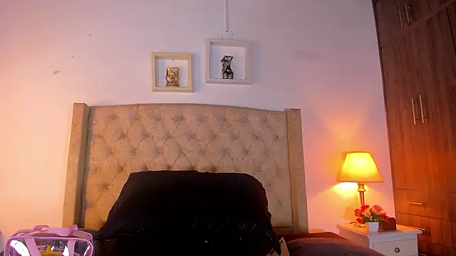 allisson m online show from 03/03/26, 12:12