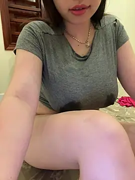 Snapshot of Nany_lina chatting on 02/17/25, 06:17 Nany lina online show from 02/17/25, 06:17
