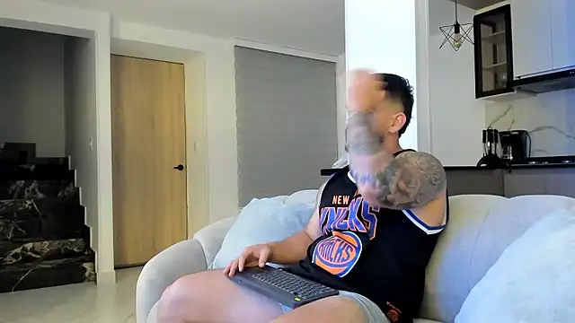 Ricardogo19 online show from 01/15/26, 01:53