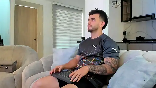 Ricardogo19 online show from 02/18/26, 12:34