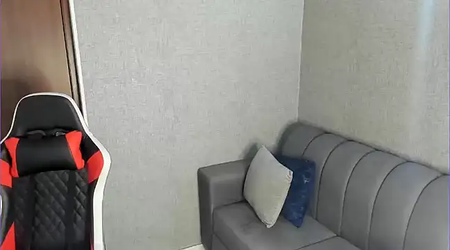 Snapshot of Ricardogo19 chatting on 02/16/25, 10:44 Ricardogo19 online show from 02/16/25, 10:44