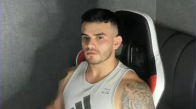 Snapshot of Ricardogo19 chatting on 03/14/25, 11:32 Ricardogo19 online show from 03/14/25, 11:32